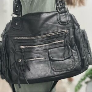 Like 🆕! Vintage Style Faux Leather / Vegan Bag